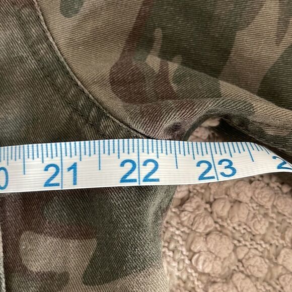 Sanctuary designed inĀ LA. Camoā Jacket. SizeāXL - Picture 8 of 9